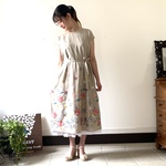刺繍がかわいいリネンのワンピース