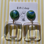 上品✳ドイツ製スプラッシュカボション×オーロラクリアチャーム✳ピアス､イヤリング✳大ぶり 上品 ドイツ製 グリーン 緑 クリア 爽やか モダンレトロ モダン アンティーク レトロ 昭和レトロ 古着 