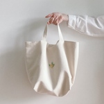 キャンバストートバッグ　ビッグ　刺繍