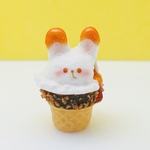 ⑦とろけるキャラメルうさぎのカリカリナッツアイス