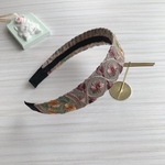 【新作】ヴィンテージフラワー♡ カチューシャ　刺繍カチューシャ　インド刺繍　インド刺繍カチューシャ　刺繍　刺繍リボン　発表会　結婚式　親子