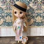 【サルスベリ】ブライス　アウトフィット☆着物☆水彩画☆ネオブライス☆1/6ドール着物☆カンカン帽＆かごバック付き
