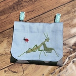 カマキリとてんとう虫の移動ポケット