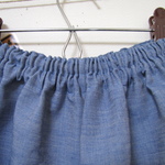 【ninnzinn様ご予約商品】＊春夏ダンガリー・デニム調＊ショート丈パンツ・54cm丈＊普段使いに＊ウエスト2段ゴム・楽にはけます。【作品no,122】