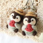 【受注制作】ペンギンのストラップ(スイカ) 羊毛フェルト