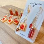 いちごジャムのとろけるアシンメトリーピアス(イヤリング)🍓
