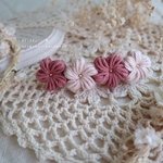 ❁ぷっくり小花のバレッタ┈灰桜×うめ┈❁