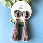  【グレー×ピンク×ベージュ×グリーン】2wayストライプ刺繍のピアス(イヤリング)