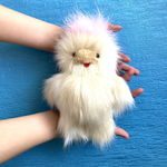 ぬいぐるみ　ペッペちゃん　ベージュ　ピンクの天然羽毛使用　サイズ大　もふもふ