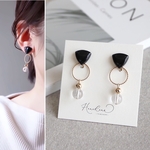 水晶×大人ブラックの揺れる涼しげピアス/イヤリング