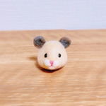 目が合ってるキーホルダー キンクマ