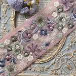 インド刺繍リボン　花　インド刺繍　スパンコール　刺繍リボン　リボン　りぼん　※普通郵便はお届けに1週間近くかかります。お急ぎの方は必ずクロネコヤマトをお選びください