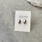 シルバーしずくピアス・樹脂ピアス・イヤリング