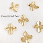 C003  10pcs メタル フラワー お花 大きめ チャーム パーツ ゴールド