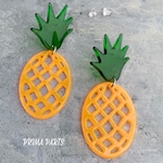 2個 パイナップル アクリル ピアス