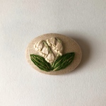 スズラン刺繍 ブローチ 
