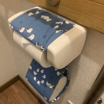 シマエナガのトイレットペーパーホルダー