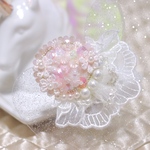 スパンコール刺繍とピンクフラワーのレースポニーフック🌷