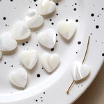 ［6個］天然 トロカス シェル ビーズ / ハート (再販×2)