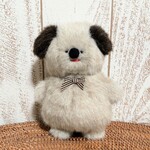 ほほえみこいぬのぬいぐるみ（ベージュ×チョコ）