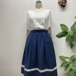 コットンレースのふんわり柔らかタックスカート♪ネイビー