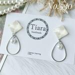 No.530【ピアス イヤリング 貼るピアス】氷のようなアイスカボション シルバー ドロップ