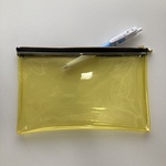 お試し価格&気まぐれ作品★レモンイエロー×ブラックファスナーLサイズ★中身が見えるポーチ★くるみるく工房の虹色ミニミニポーチ★クリアポーチ★PVC★