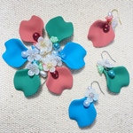 【natsu様専用】💚はなびらピアス🌸