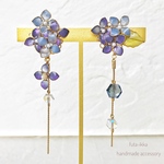 青紫陽花のアシンメトリーピアス ／イヤリング  （マニキュアフラワー）　あじさい　アジサイ