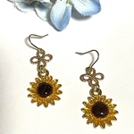 【再販】ひまわり🌻🌻夏ピアスorイヤリング 人気で再販しました