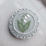 刺繍　スズラン　ヘアゴム　ブローチ