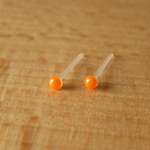樹脂ポスト【キャロット小粒3mm】小さめ アレルギー対応シンプル　つやあり