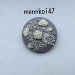 刺繍ブローチ