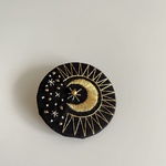 月と星のブローチ