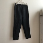 フレンチリネン黒で作ったテーパードパンツ
