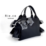 new.  帆布　*.•.  あおりがま口バッグ　あおりポケットがま口バッグ　*.• black  手提げバッグ　がま口24cmサイズを使用しています★ check フリル付き　*.•