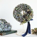 ShabbyBlueの紫陽花リースΦ20㎝/玄関リース・ドアリースにもピッタリなアーティフィシャルフラワーのリース/季節をとわずお飾りいただけます
