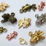 ◆送料込み！◆金魚のチャームアソート