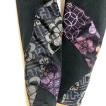SALE！　レギンス・スパッツ　和柄　ピッタリフィットタイプ　黒リブ×黒紺レトロ花模様や渋紫紬　着物リメイク