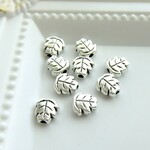 30個・7ｍｍ・葉っぱ・リーフ・アンティークシルバー・メタルビーズ・22042640