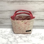 ミニミニトートバッグ＊ナチュラルフラワー✖️ピンク＊トートバッグ＊ショルダー対応＊ポシェット＊リスが隠れてます