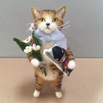 no.98 猫クッションと花束と猫さん