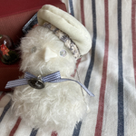 【 響季さま専用】②白い子ガラスのぬいぐるみ