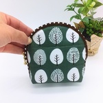 全4色☆ハーフラウンド型ポーチ☆北欧風Tree&ドット柄（深緑）