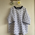 ダブルガーゼ刺繍のリブプルオーバー
