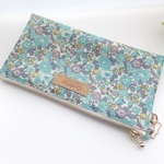 LIBERTY　リバティ　Betsy　ベッツィ　ターコズブルー　中布・内ポケット・カードポケット付きポーチ　★通帳ポーチに♪