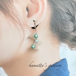 花びらジグザグイヤリング ・ピアス(ホワイト)