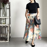 新作 送０コーデのアクセントに♪大胆なボタニカル柄の軽いシフォンスカート 【大柄シフォンSK】