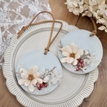 ミルクティーカラーのアロマワックスサシェ