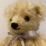 パールイエローのテディベア　24cm